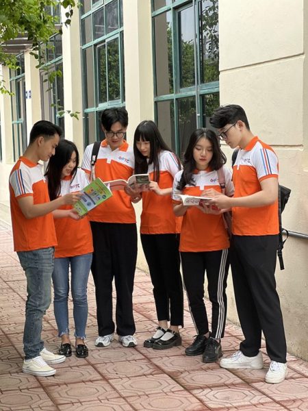 Sự gắn kết, chia sẻ nhau sau mỗi giờ học